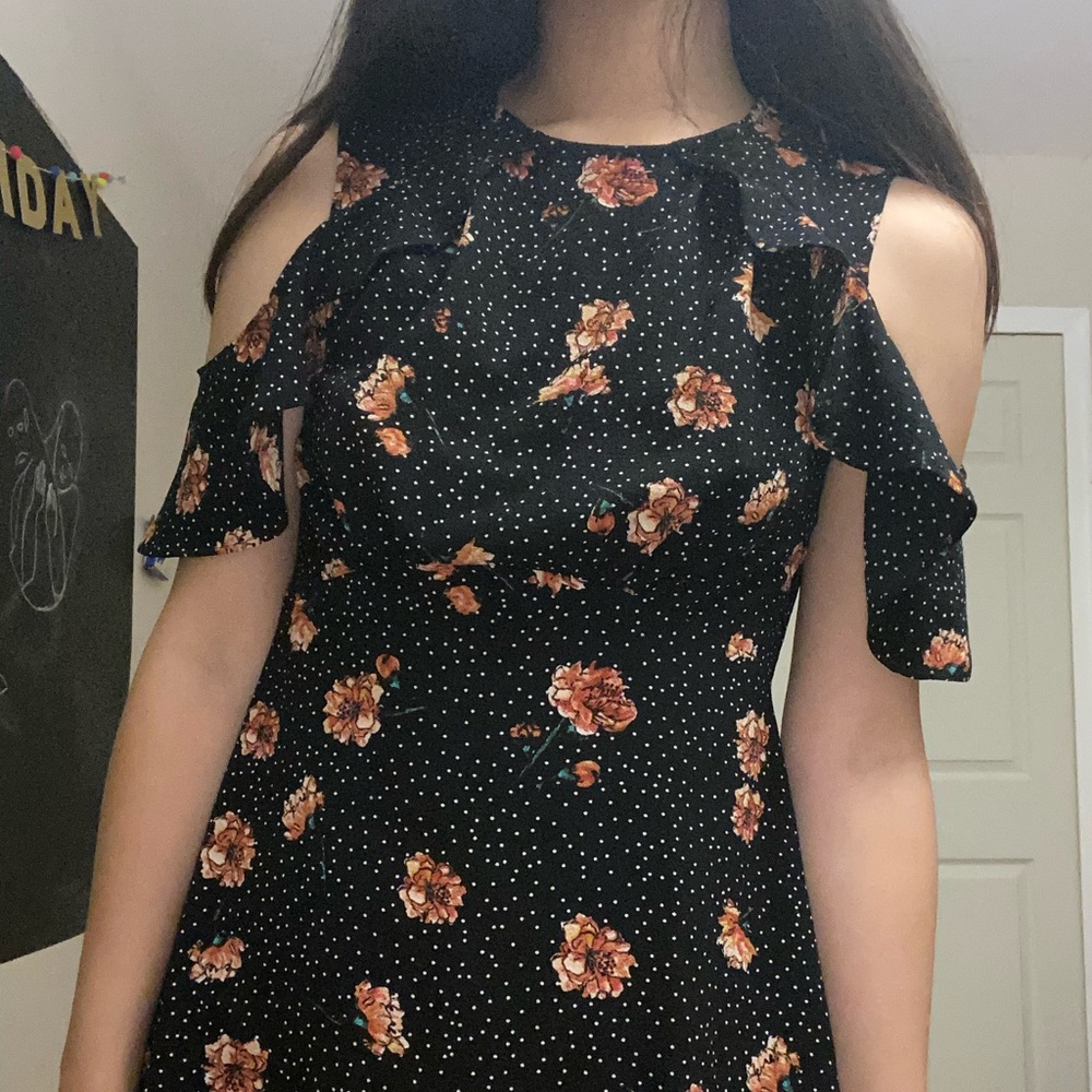 Kimchi Blue Floral Cut-Shoulder Dress